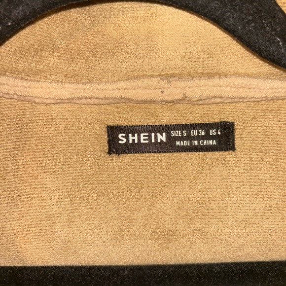 Brown Shacket - Picture 5 of 7